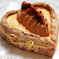 《サロン・ドゥ・エミュ》
手作りシャルロットケーキ