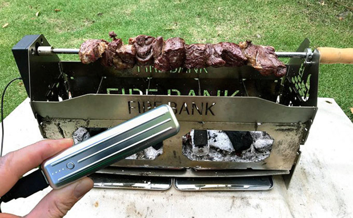 自動回転式肉焼き器「肉グル」FIRE BANK RTM-1A | G-Call 自動回転式肉焼き器「肉グル」FIRE BANK RTM-1A | G-Call