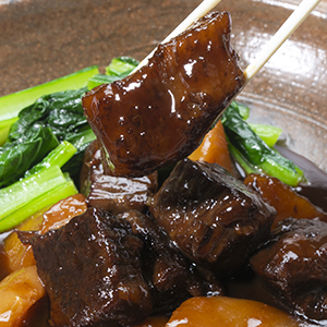 広東名菜 赤坂璃宮 OSMIC STYLE<br>国産黒毛和牛の中国味噌煮込み 2個セット