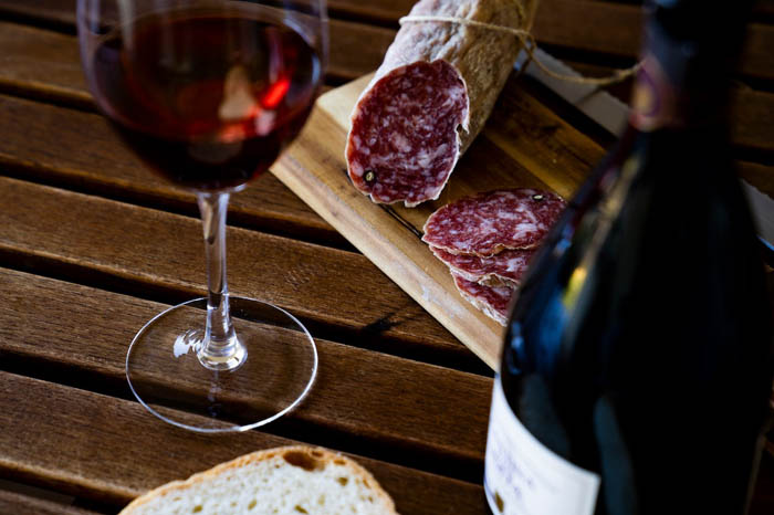 イタリア エミリアロマーニャの極上ワインと食材